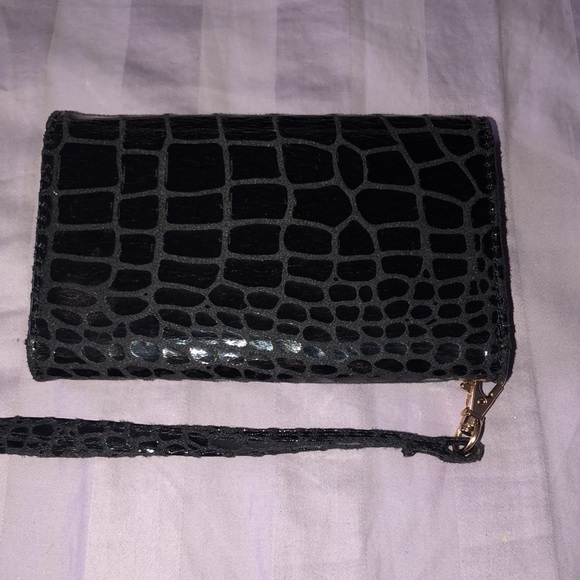 Phone wallet wristlet - Picture 4 of 5